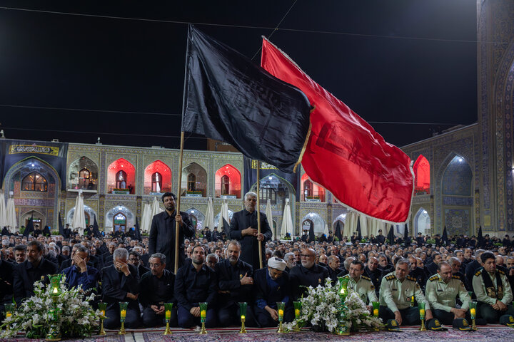 تقرير مصور/ مراسم لیلة غرباء الإمام علي بن موسی الرضا(ع)