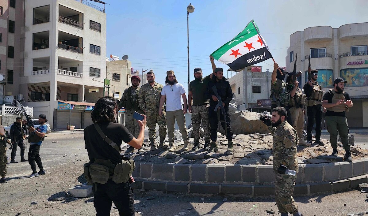 Encûmena Siyasî ya Elewiyan li Rojava û Navenda Sûriyeyê li ber damezrandinê ye