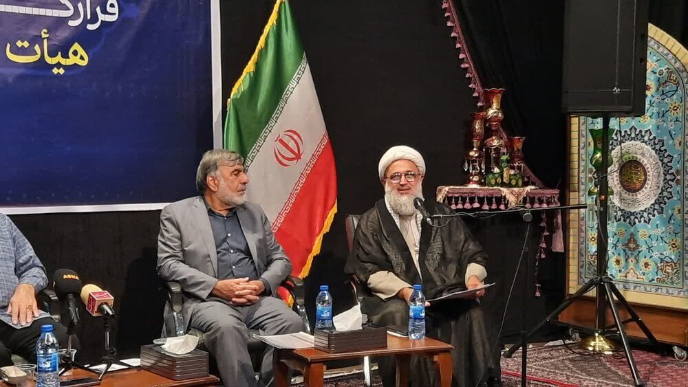 Raportek e ji Abna li ser kiryarên Arbaîn yên şandeya  Waiz û medhekar Îslamî; ji şandina 60 berdevk û şîniyan heta perwerdeya 2.500 xizmetkaran