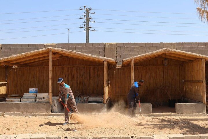 تقرير مصور/ العتبة العباسية تبني مشروع "استراحة الواحة" على طريق "النجف - كربلاء"