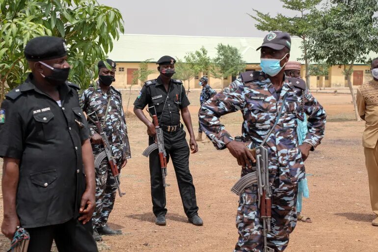 Penculikan Lebih dari 100 Orang dalam Serangan Berdarah di Nigeria Utara Penculikan Lebih dari 100 Orang dalam Serangan Berdarah di Nigeria Utara
