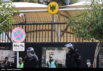 Jerman Menyeru Rakyat Mereka Untuk Meninggalkan Iran