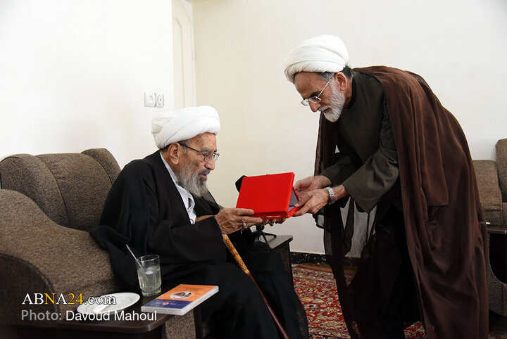 دیدار مسئولان خبرگزاری اهل‌بیت(ع) با علمای حوزه علمیه خراسان