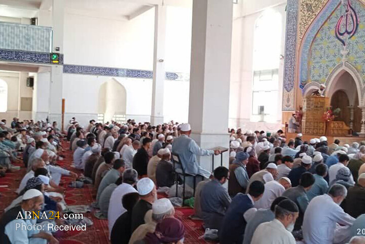 اقامه نماز جمعه در غرب کابل به امامت استاد نورعلی فهیمی