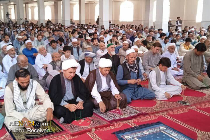 اقامه نماز جمعه در غرب کابل به امامت استاد نورعلی فهیمی