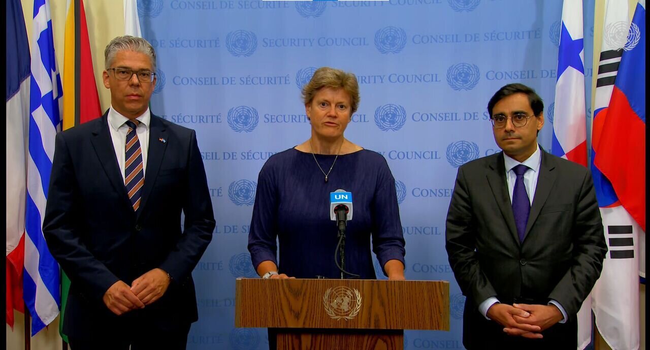 European Troika initiates Iran sanctions snapback