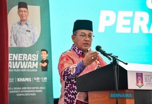 Minister of Religious Affairs: Malaysia Expresses Readiness to Cooperate with the Muslim World League on Quranic Affairs