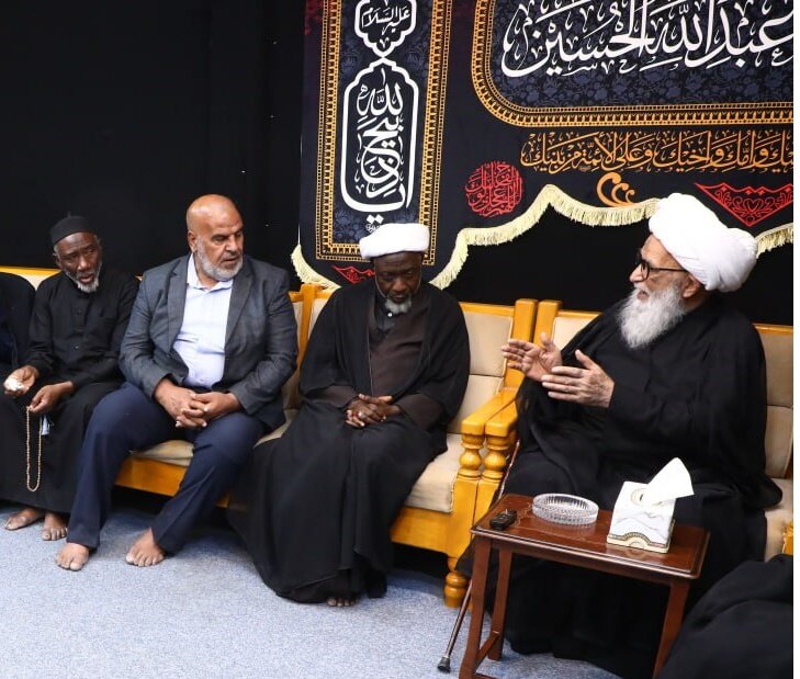 آية الله النجفي: نشر معارف أهل البيت (ع) يعد رسالة عظيمة في نصرة الدين