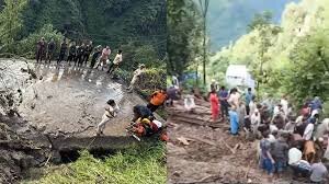 जम्मू और कश्मीर में भूस्खलन और बादल फटने से 11 लोगों की मौत