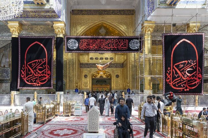 نشر لافتات العزاء بذكرى شهادة الإمام الحسن العسكري (عليه السلام)