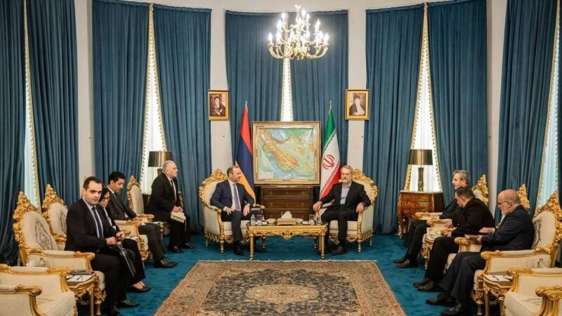 Larîcanî: Îran dijî her guhertineke jeopoltîk li navçeyê ye Larîcanî: Îran dijî her guhertineke jeopoltîk li navçeyê ye