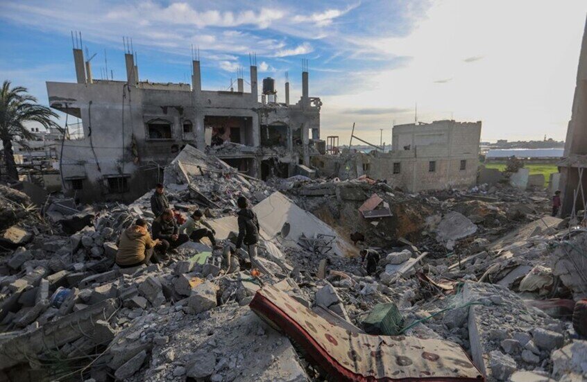 لقطات لمشاهد دامية من غزة ومصادر طبية فلسطينية تقول: الجيش الإسرائيلي ارتكب مجزرة في الرمال والنصر