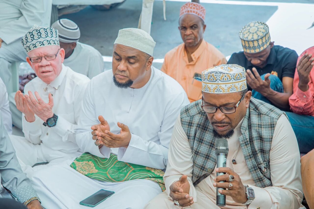 Waislamu Dar es Salaam Waungana Kumuombea Marehemu Bi. Amina Sungura katika Kisomo cha Siku 40