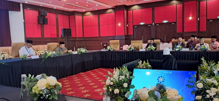 မလေးရှား၀န်ကြီချုပ်ရုံး နှင့် ကမ္ဘာ့မွတ်စလင်မ်အဖွဲ့ချုပ်တို့ ပူးပေါင်းကျင်းပသည့် တတိယအကြိမ်မြောက် အရှေ့တောင်အာရှပညာရှင်များကောင်စီတွေ့ဆုံပွဲ တွင် မြန်မာကိုယ်စားလှယ်များ တက်ရောက်  ။ ။ Photos