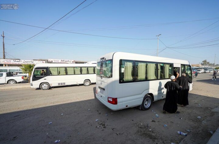 مساهمة للعتبة العلويّة المقدّسة بنقل الزائرين إلى سامراء لإحياء ذكرى شهادة الإمام الحسن العسكري (ع)