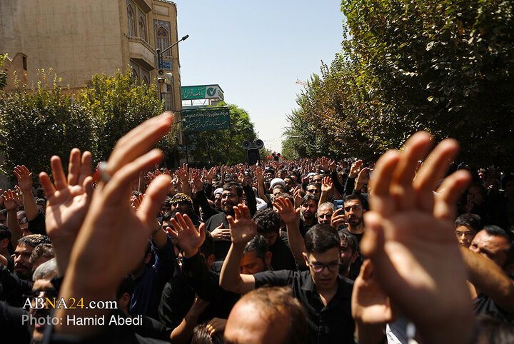 دسته عزاداری آیت‌الله وحید خراسانی در روز شهادت امام حسن عسکری(ع)