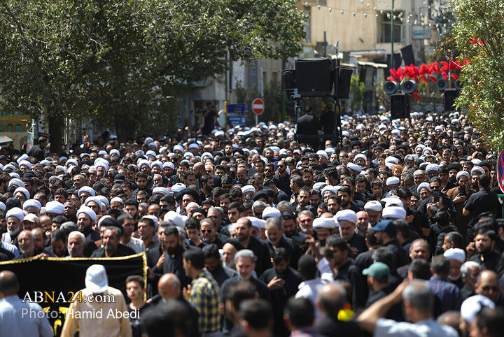 دسته عزاداری آیت‌الله وحید خراسانی در روز شهادت امام حسن عسکری(ع)