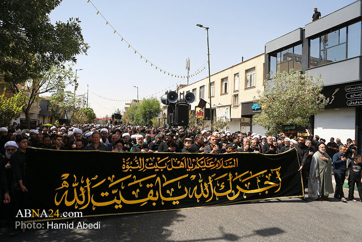 دسته عزاداری آیت‌الله وحید خراسانی در روز شهادت امام حسن عسکری(ع)