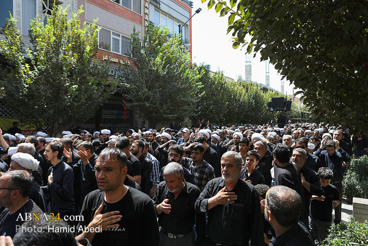 Rapora Wêne Desta Şînê ya Ayetullah Wêhid Xurasanî di Roja şehadeta Îmam Hesen Eskerî (s.x) de