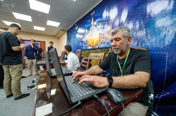 تقرير مصور/ نقل وقائع مراسم زيارة الإمام العسكري(ع) في ذكرى شهادته الأليمة برعاية قسم الإعلام للعتبة العلوية