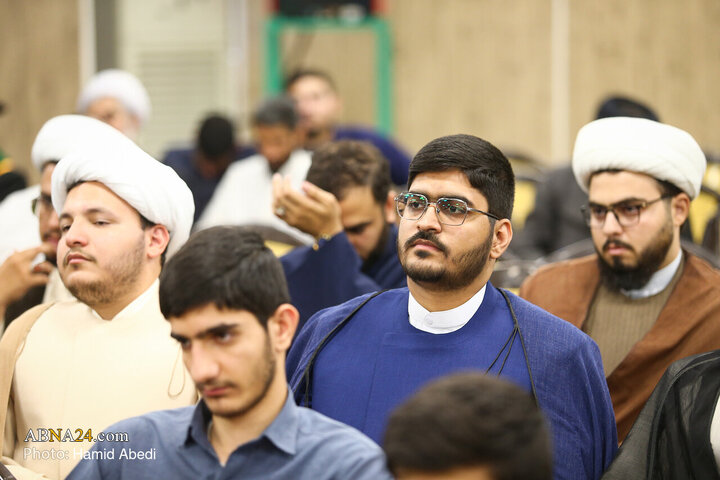تجدید عهد طلاب حوزه علمیه قم با حضرت مهدی (عج)
