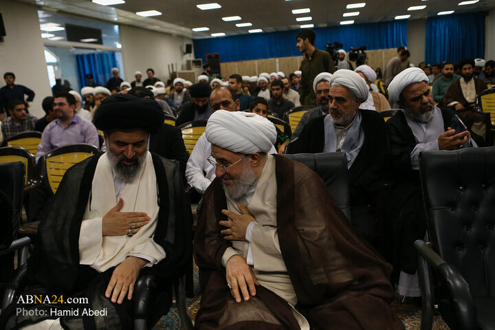 تجدید عهد طلاب حوزه علمیه قم با حضرت مهدی (عج)