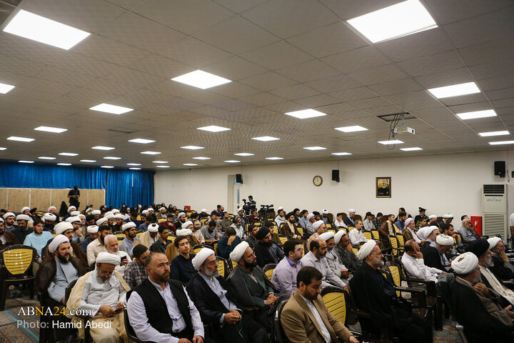 تجدید عهد طلاب حوزه علمیه قم با حضرت مهدی (عج)