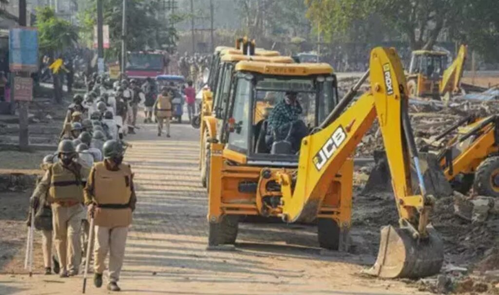 Jamiat Ulama-i-Hind Protests Forced Evictions of Muslim Families in Assam