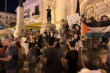 Endamê Flota Hevgirtina Navneteweyî "Samud" di hevpeyvînekê de bi Mehr re: Em ji gefên Îsraîlê yên ji bo şikandina dorpêça li ser Xezzeyê natirsin