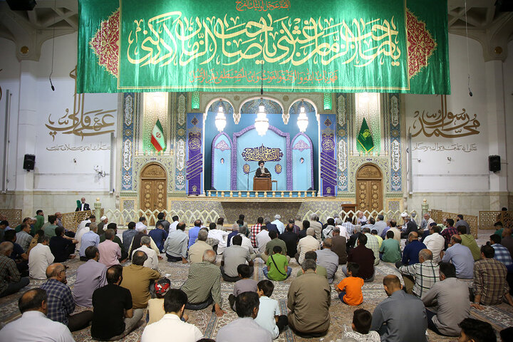 Photos: Beginning of Imam Mahdi's Imamat celebrated at Hazrat Masoumeh holy shrine