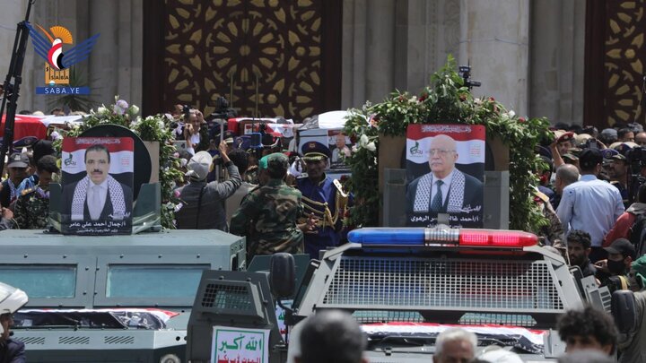 تقرير مصور/ صنعاء.. المشيعون لشهداء العدوان الصهيوني الغاشم يؤكدون الإصرار والثبات ضد قوى الاستكبار