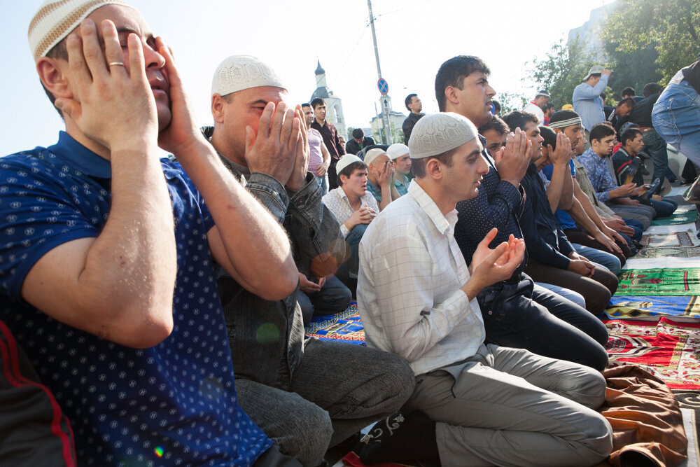 यूरोप में तेजी से फैलते इस्लाम से ज़ायोनी लॉबी परेशान यूरोप में तेजी से फैलते इस्लाम से ज़ायोनी लॉबी परेशान