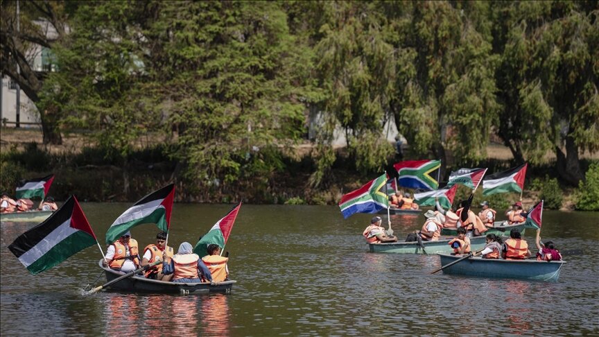 Global flotilla returns to Barcelona amid storm, vows to break Gaza blockade