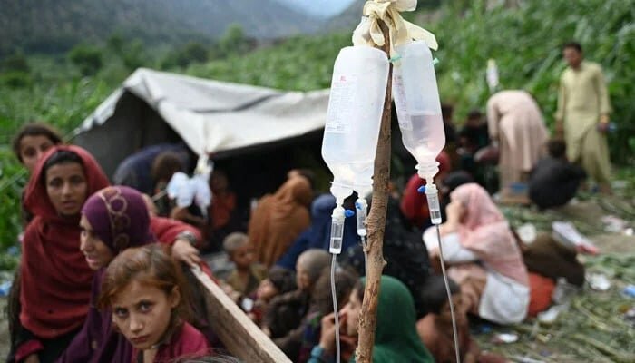 اتحادیہ مراکز صحت شیعیان کابل کا زلزلہ زدگان کنر کی امداد کے لیے ڈاکٹروں اور ادویات کا قافلہ روانہ