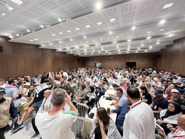Endamê Flota Hevgirtina Navneteweyî "Samoud" di hevpeyvînekê de bi Mehr re: Em ji gefên Îsraîlê yên ji bo şikandina dorpêça li ser Xezzeyê natirsin