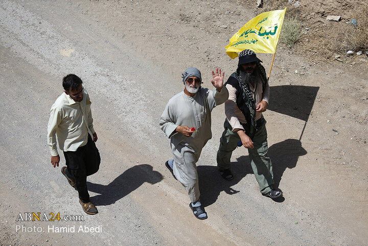 گزارش تصویری | آغاز حرکت زائران پیاده امام رضا (ع) از شهر کریمه اهل بیت، قم