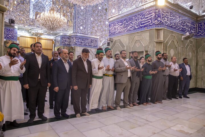 غسل حرم مرقد أبي الفضل العباس (ع) وصحنه الشريف