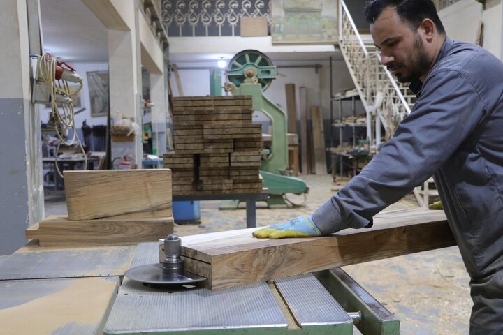 المباشرة بأعمال واجهة شبّاك في صحن مرقد أبي الفضل العباس (ع) بقاطع النساء