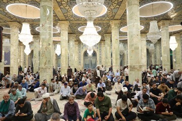Foto Reportaj | Qumun Əzəm Məscidində Ayətullah Bəhaudinin anım mərasimi keçirildi