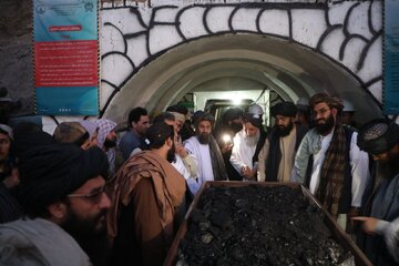 آغاز استخراج معدن زغال‌سنگ بلخاب افغانستان / شیعیان روی معدن اما فقیر