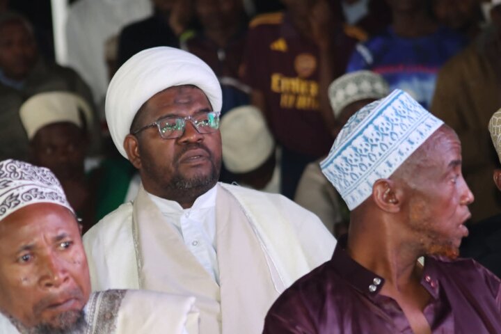 Maulid -;Tanga