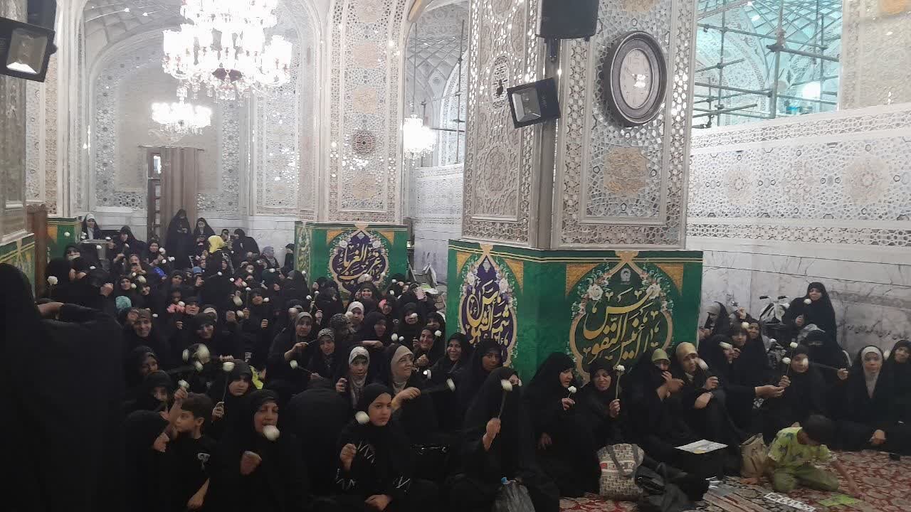 برگزاری گردهمایی زنان پیرو اهلبیت(ع) در حرم رضوی با موضوع "نقش مادران در تربیت نسل مهدوی" + تصاویر