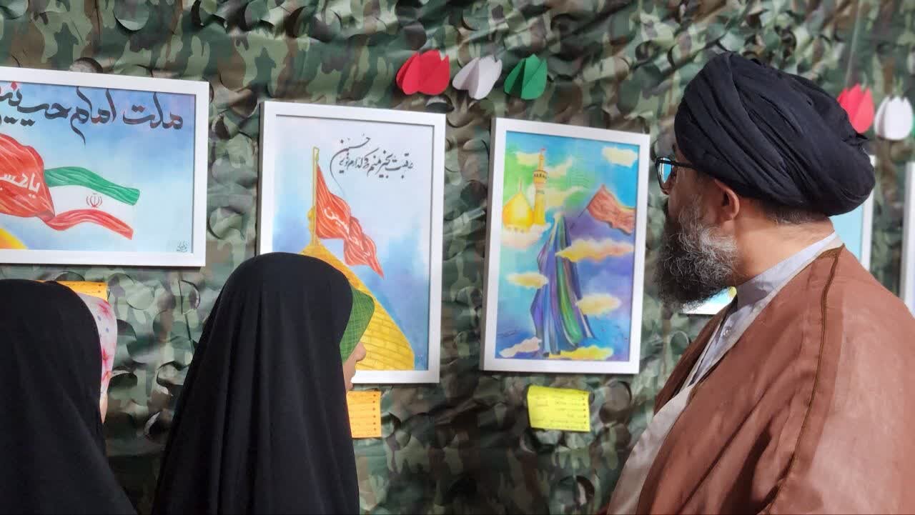 نمایشگاه "جانفدا" ثمره دست دختران نوجوان قمی در حال برگزاری است + عکس و ویدیو