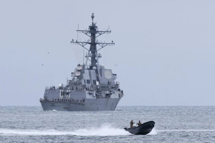Ndege za F-16 za Venezuela zafanya mazoezi juu ya meli ya kivita ya Marekani; Washington Yatoa Onyo Kali!