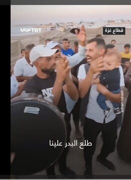 Vîdyo | Pîrozbahiya Rojbûna Pêxember Muhammed (s.x.a) li Xezzeya ku ji ber şer wêran bûye
