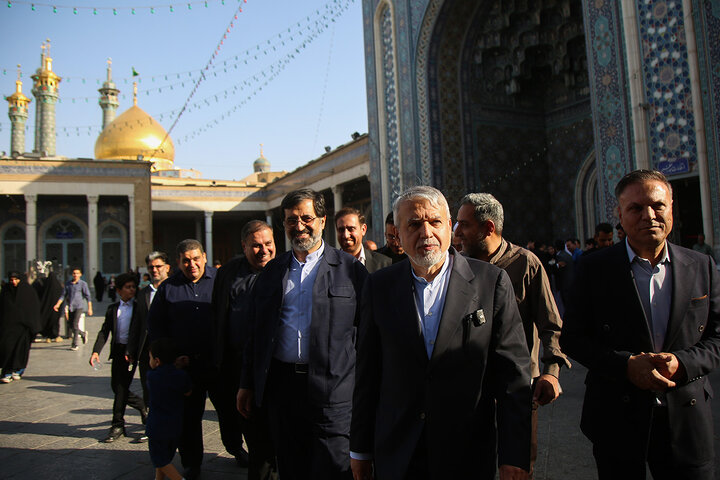 Photos: Iran’s Minister of Cultural Heritage visits Hazrat Masoumeh holy shrine