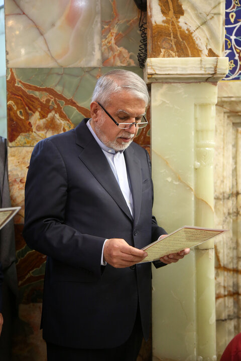 Photos: Iran’s Minister of Cultural Heritage visits Hazrat Masoumeh holy shrine