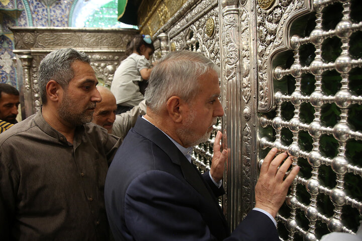 Photos: Iran’s Minister of Cultural Heritage visits Hazrat Masoumeh holy shrine