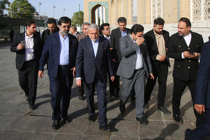 Photos: Iran’s Minister of Cultural Heritage visits Hazrat Masoumeh holy shrine