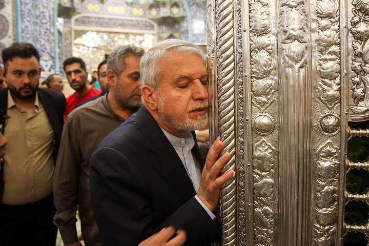 Photos: Iran’s Minister of Cultural Heritage visits Hazrat Masoumeh holy shrine